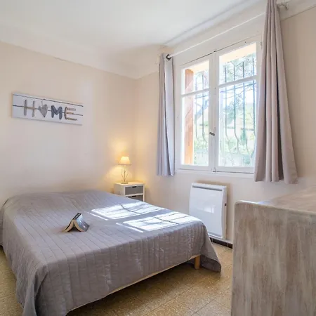 Les Goelands By Interhome